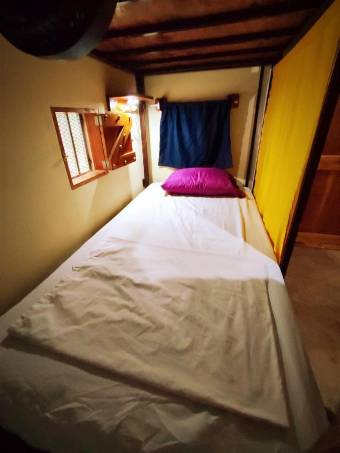 Hostel Raindance Santa Cruz Zewnętrze zdjęcie
