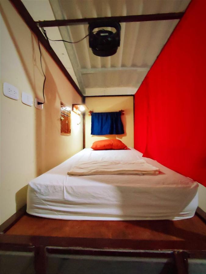 Hostel Raindance Santa Cruz Zewnętrze zdjęcie