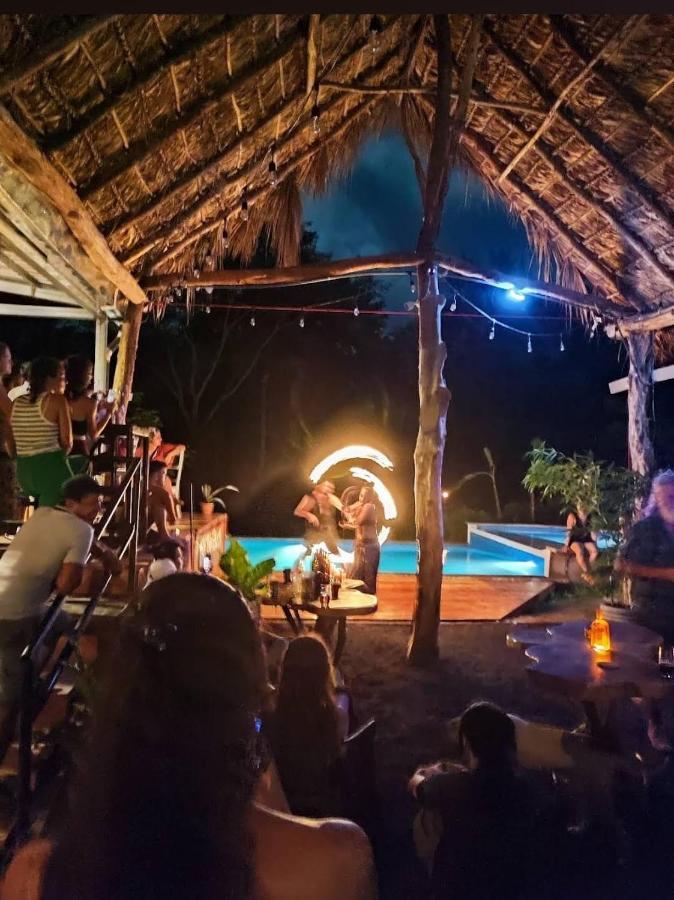 Hostel Raindance Santa Cruz Zewnętrze zdjęcie