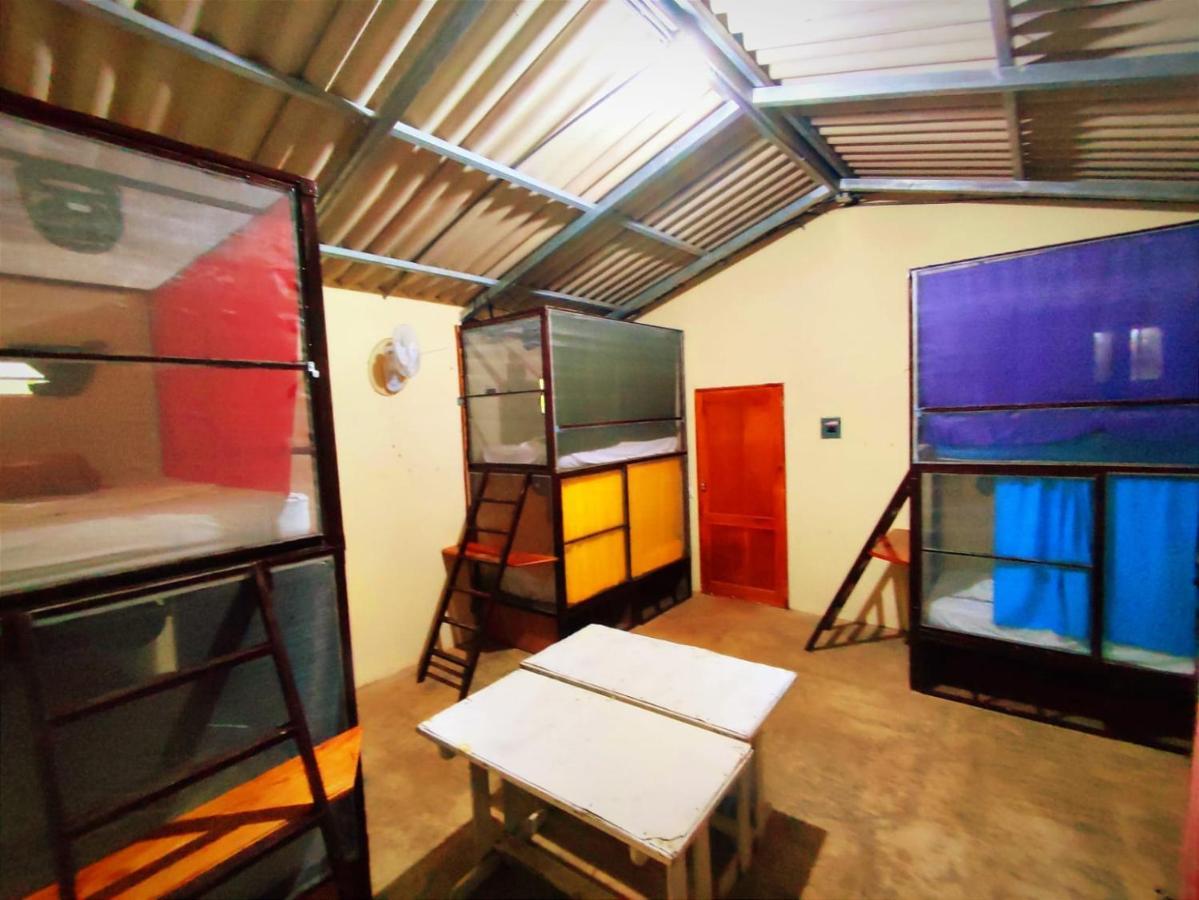 Hostel Raindance Santa Cruz Zewnętrze zdjęcie