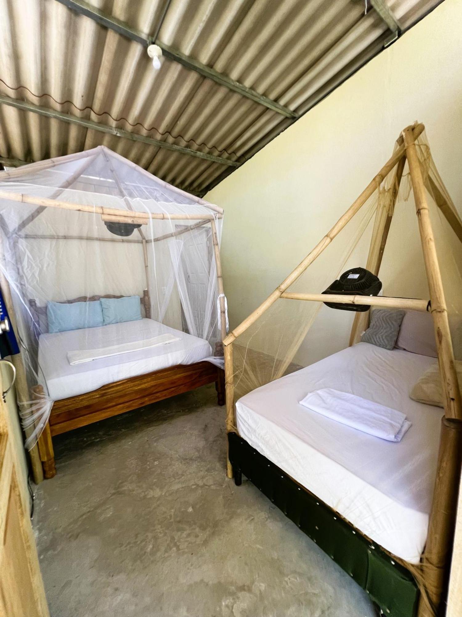 Hostel Raindance Santa Cruz Zewnętrze zdjęcie