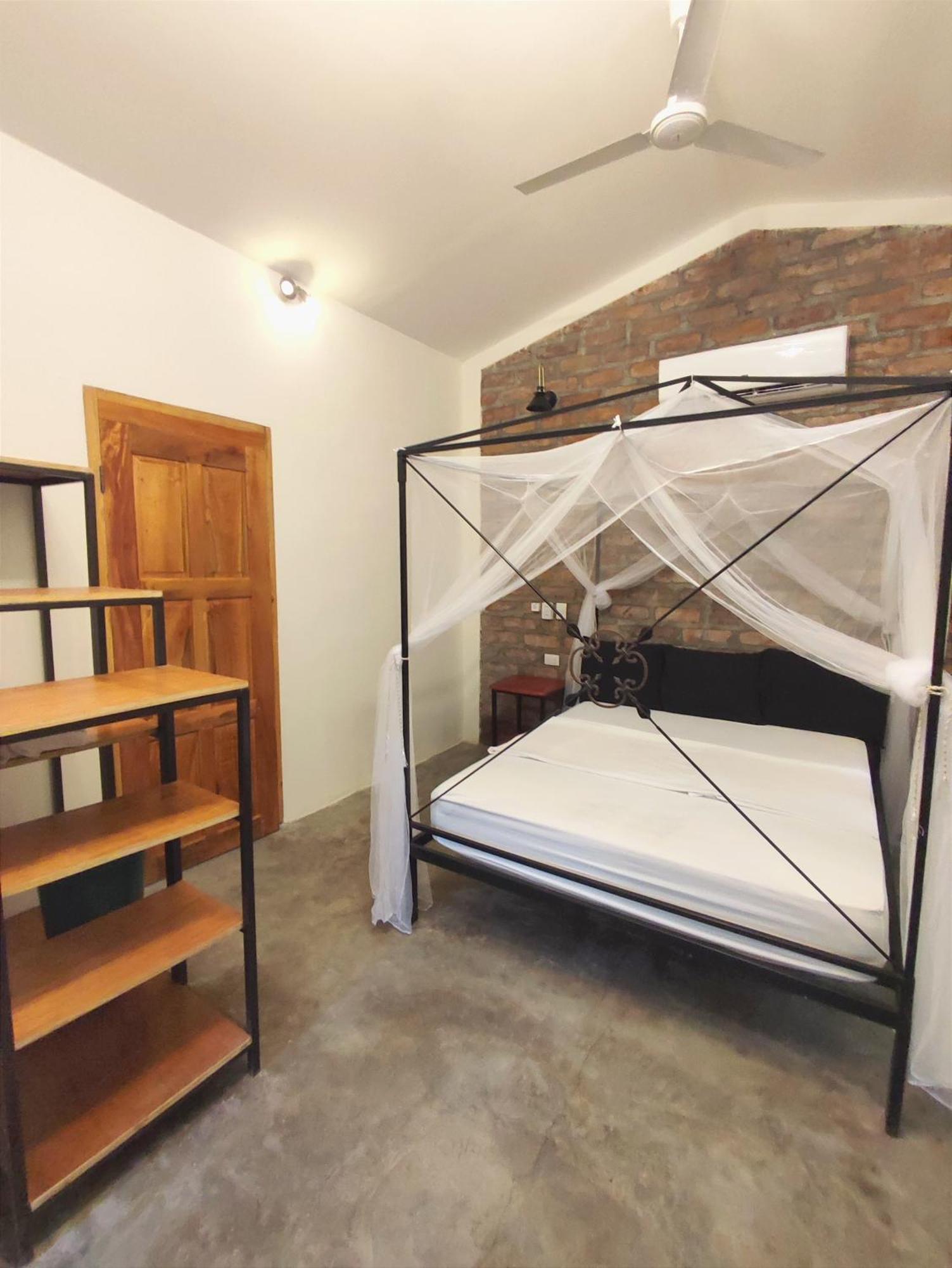 Hostel Raindance Santa Cruz Zewnętrze zdjęcie