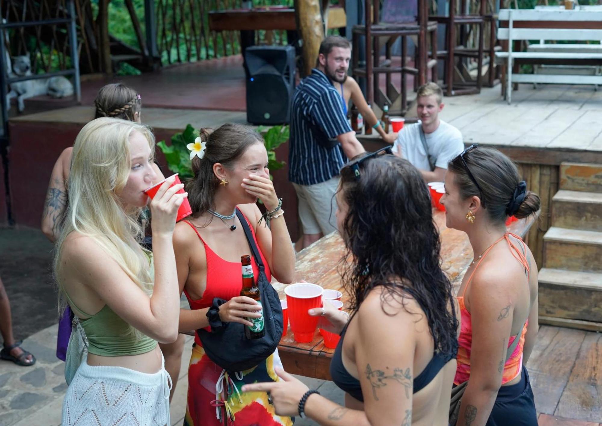 Hostel Raindance Santa Cruz Zewnętrze zdjęcie